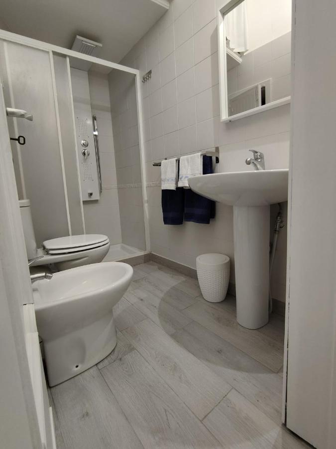 Apartments For Rent คาตาเนีย ภายนอก รูปภาพ