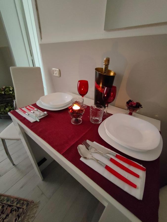 Apartments For Rent คาตาเนีย ภายนอก รูปภาพ